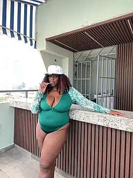 Just Gissellex online show from 02.04.25