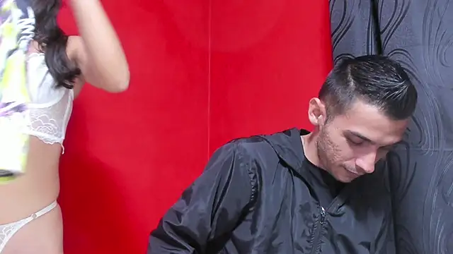 Snapshot of threesome_sexy_hot chatting on 02.11.25 threesome sexy hot online show from 02.11.25