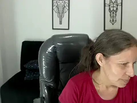 Milf karlye online show from 01.04.25