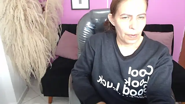 Milf karlye online show from 09.21.25