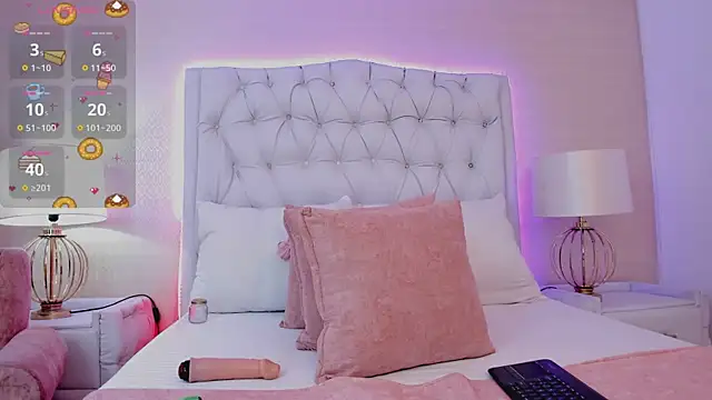 MonserratPeters online show from 01.15.25