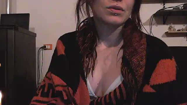 complicata mente online show from 12.16.24