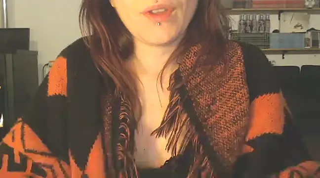 complicata mente online show from 12.25.24