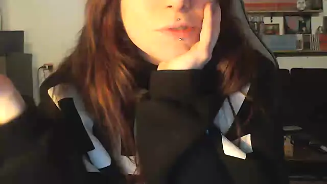 complicata mente online show from 01.31.25