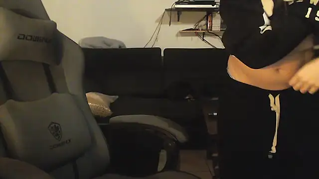 complicata mente online show from 01.31.25