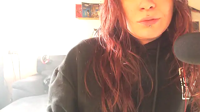 complicata mente online show from 03.04.25