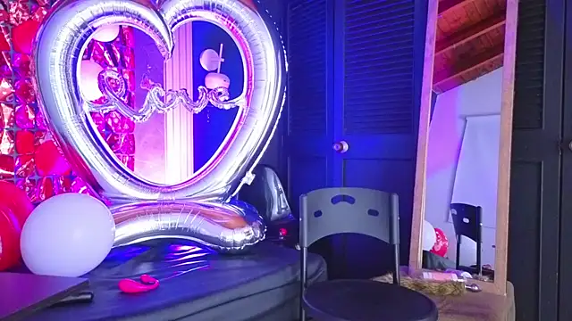 Snapshot of haileycat chatting on 02.12.26 haileycat online show from 02.12.26