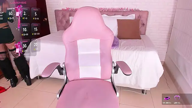 Kitty Pam online show from 01.10.25