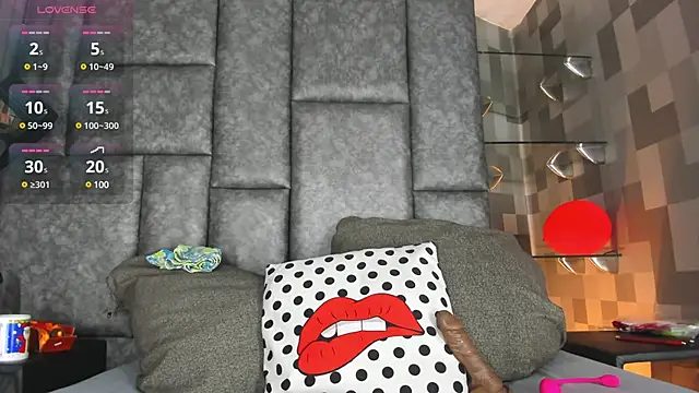 Corina Taylor  online show from 03.13.25