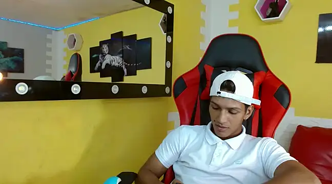 mau elixxx online show from 01.17.25