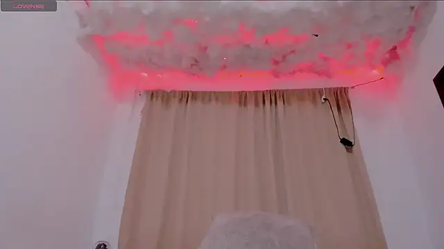 Snapshot of Lauu_G chatting on 03.05.25 Lauu G online show from 03.05.25