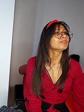 Jade Zephyra online show from 02.19.25