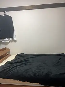 YU-KI00 online show from 11.02.25