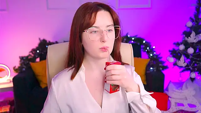 Snapshot of AnnTerry_ chatting on 01.24.25 AnnTerry  online show from 01.24.25