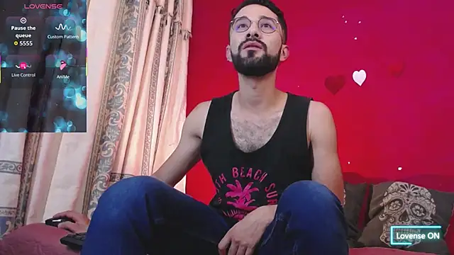 Snapshot of TropicPulses chatting on 02.16.26 TropicPulses online show from 02.16.26