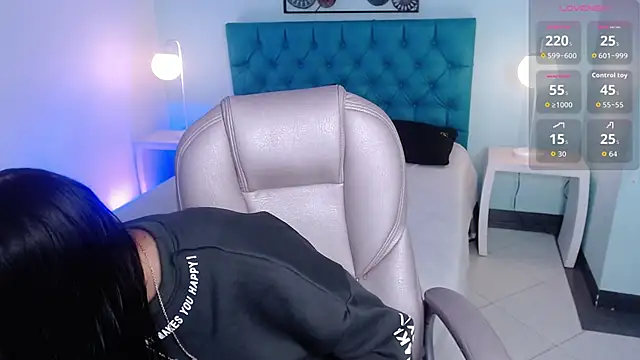 Snapshot of Paulis_gh chatting on 09.12.25 Paulis gh online show from 09.12.25