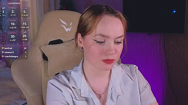 Snapshot of Kari_Lunna chatting on 01.18.25 Kari Lunna online show from 01.18.25