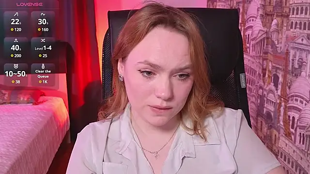 Snapshot of Kari_Lunna chatting on 02.07.25 Kari Lunna online show from 02.07.25