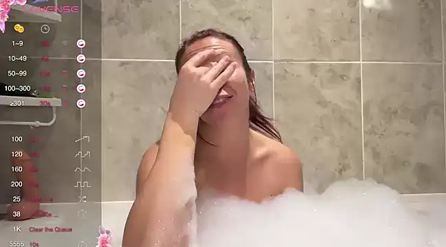 Snapshot of MelodyRoseUk chatting on 12.05.24 MelodyRoseUk online show from 12.05.24