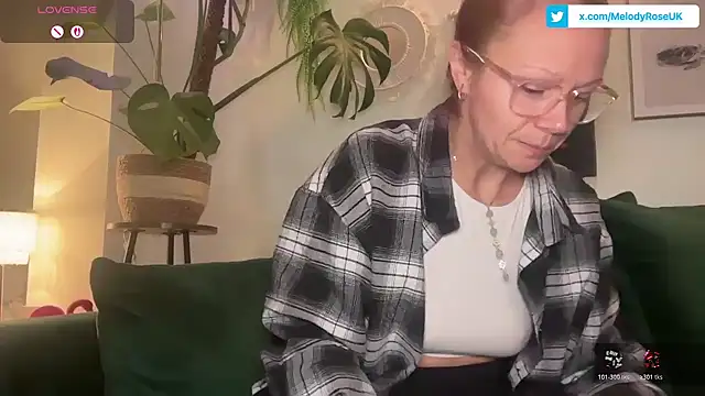 MelodyRoseUk online show from 12.21.25