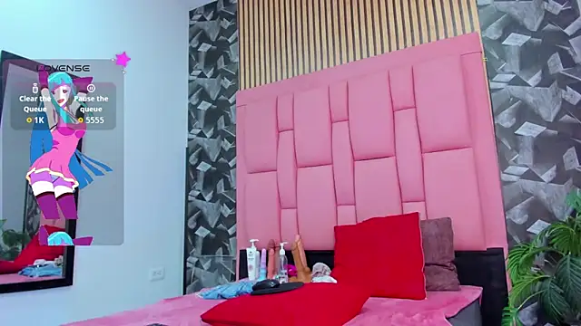 Snapshot of Brithanyslim chatting on 12.16.25 Brithanyslim online show from 12.16.25