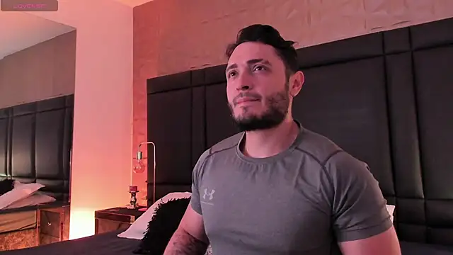 JossAckland online show from 11.18.25