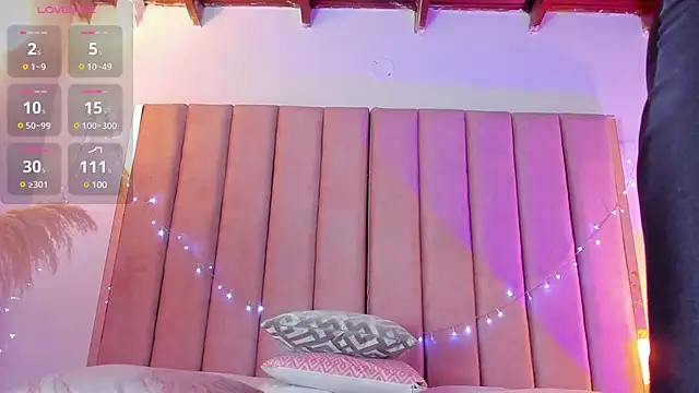 Snapshot of VICTORIA_RASH chatting on 01.10.25 VICTORIA RASH online show from 01.10.25