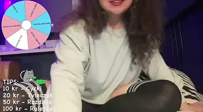 Snapshot of Luna_Artemis chatting on 12.13.24 Luna Artemis online show from 12.13.24