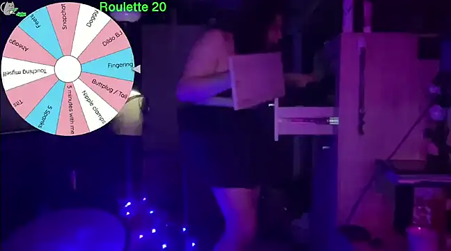 Snapshot of Luna_Artemis chatting on 01.15.25 Luna Artemis online show from 01.15.25