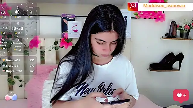 Madisson Ivanova online show from 01.18.25