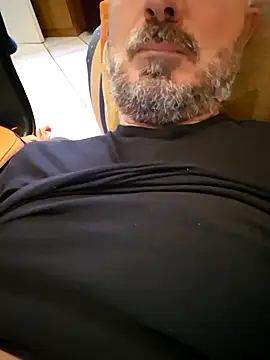 1talianBeutifulCock online show from 04.21.26