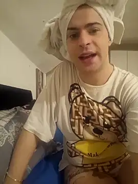 Snapshot of perla97 chatting on 12.02.24 perla97 online show from 12.02.24
