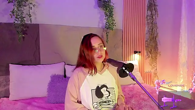 centaurigirl online show from 02.12.26