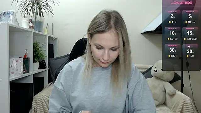 Sunny bunny6 online show from 11.28.25