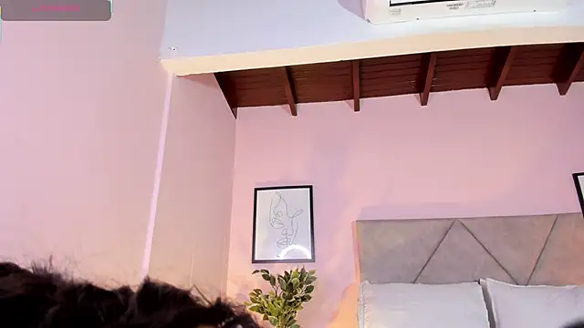 Emilyh  online show from 01.15.26