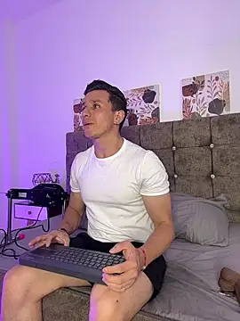 Andrewfalcon online show from 11.03.25