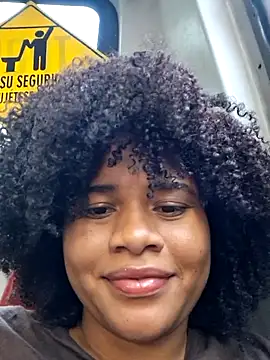 DANIELA MICHEL online show from 02.01.25