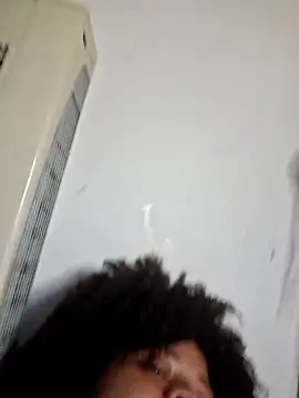 DANIELA MICHEL online show from 03.02.25