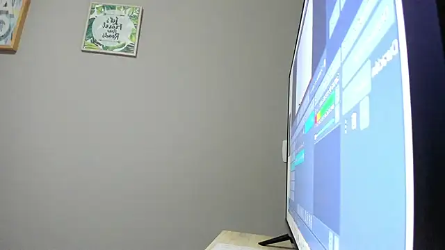 Snapshot of agussaenz chatting on 01.07.25 agussaenz online show from 01.07.25