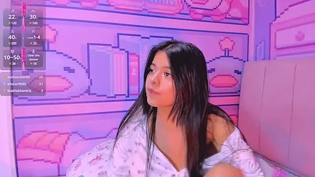 Snapshot of _18alice chatting on 12.22.24 18alice online show from 12.22.24