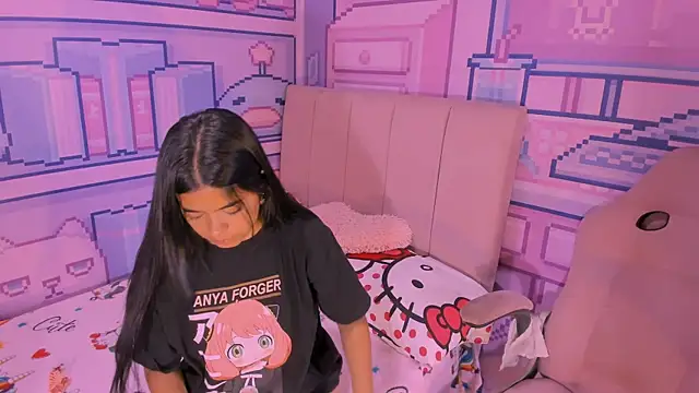 Snapshot of _18alice chatting on 02.12.25 18alice online show from 02.12.25