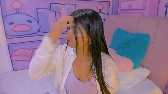 Snapshot of _18alice chatting on 03.15.25 18alice online show from 03.15.25