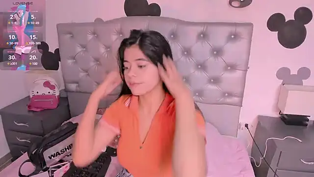 Snapshot of _18alice chatting on 03.23.25 18alice online show from 03.23.25