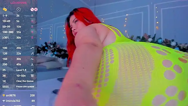 stephaniediaz online show from 12.19.24