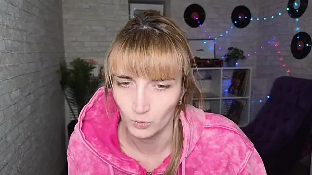 Nika Kitten online show from 03.17.25