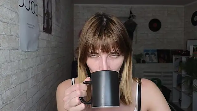 Snapshot of Nika_Kitten chatting on 05.06.26 Nika Kitten online show from 05.06.26