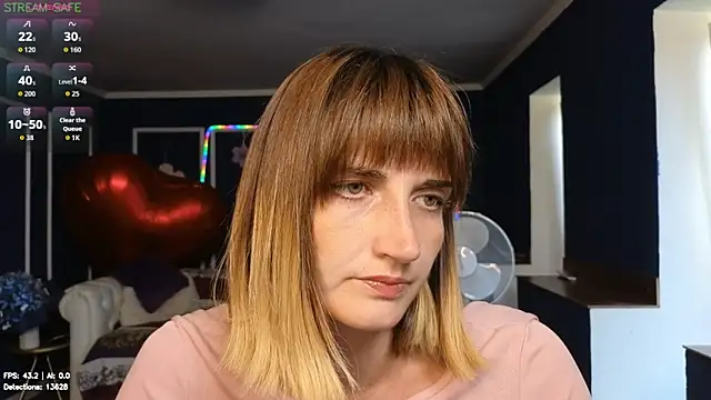 Snapshot of Nika_Kitten chatting on 06.19.26 Nika Kitten online show from 06.19.26