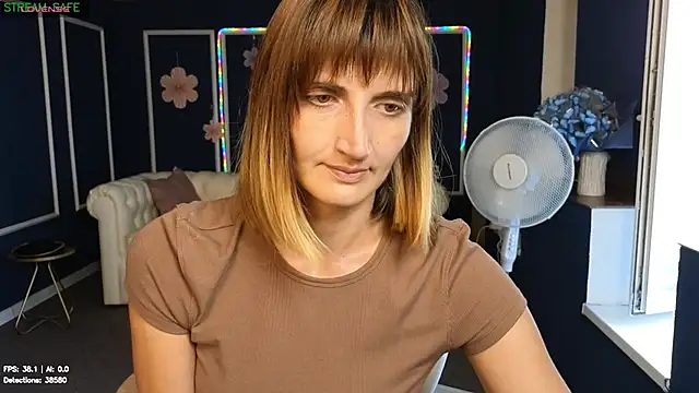 Snapshot of Nika_Kitten chatting on 07.15.26 Nika Kitten online show from 07.15.26