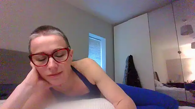 Snapshot of ELEGANT-ARIA36 chatting on 01.14.25 ELEGANT-ARIA36 online show from 01.14.25