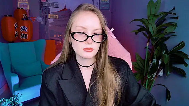 VivienLeeigh online show from 02.06.26